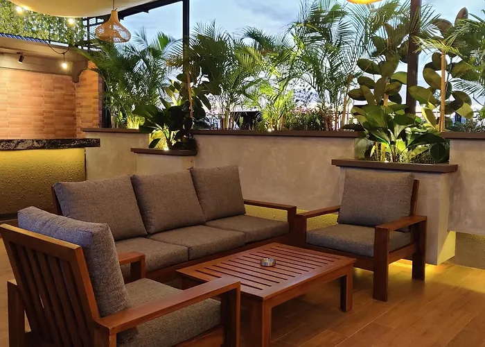 The Mango Suites By Flat06